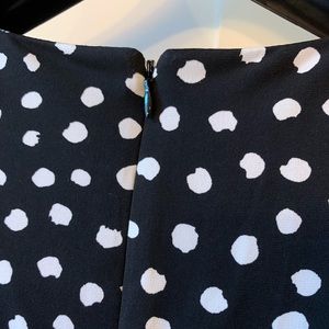 Jessica Howard Dresses - Jessica Howard Bell Sleeves Textured Dot Dress Jessica Howard Dresses - Jessica Howard Bell Sleeves Textured Dot Dress